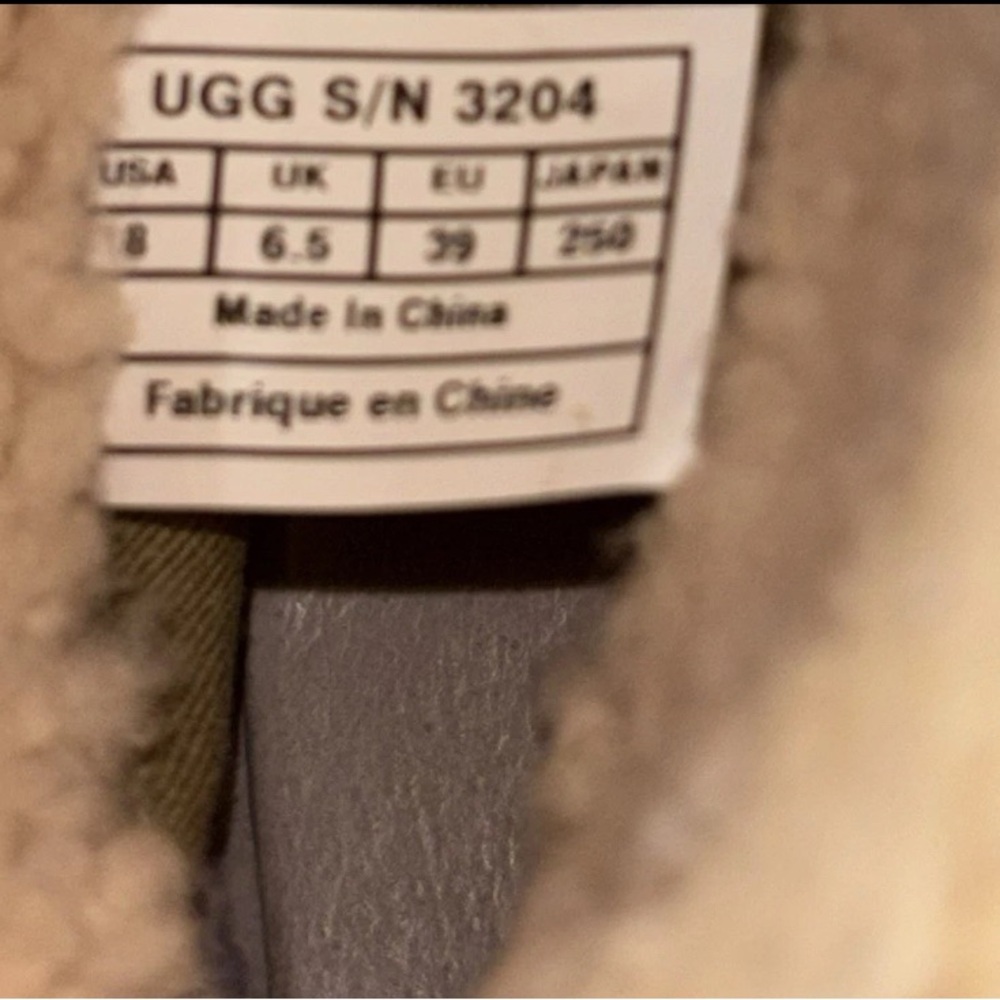 UGG Lynnea Wm 8US/39EU Gray Suede Shearling Ankle Boots Wooden Clog Soles - Picture 11 of 11